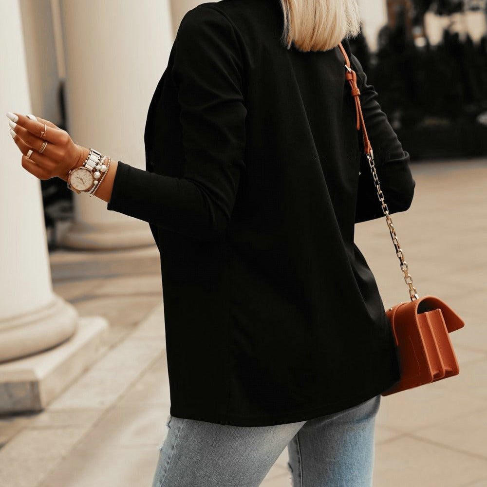 Women’s slim-fit long-sleeve blazer detail view 5