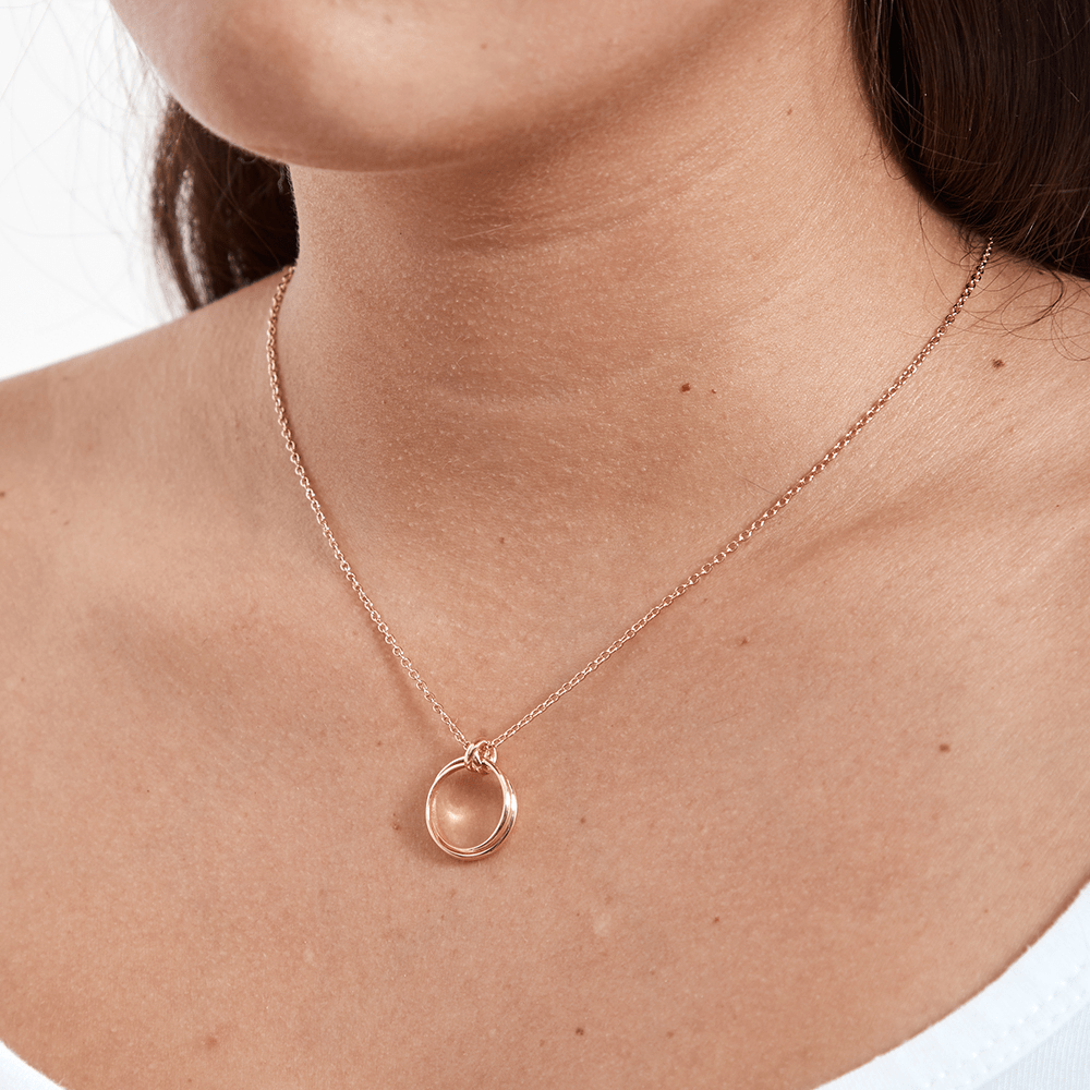 Stacked Circles rose gold-plated aunt and niece necklace gift presentation