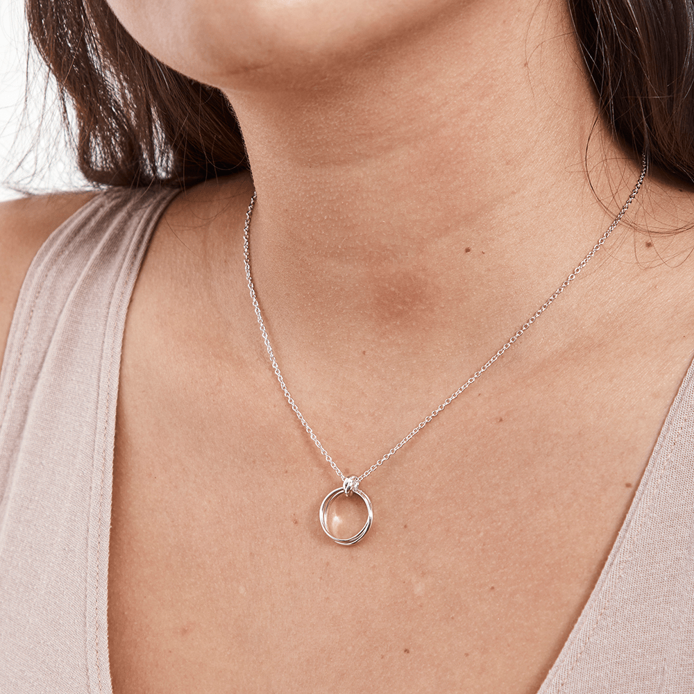 Stacked Circles silver-plated aunt and niece necklace gift presentation