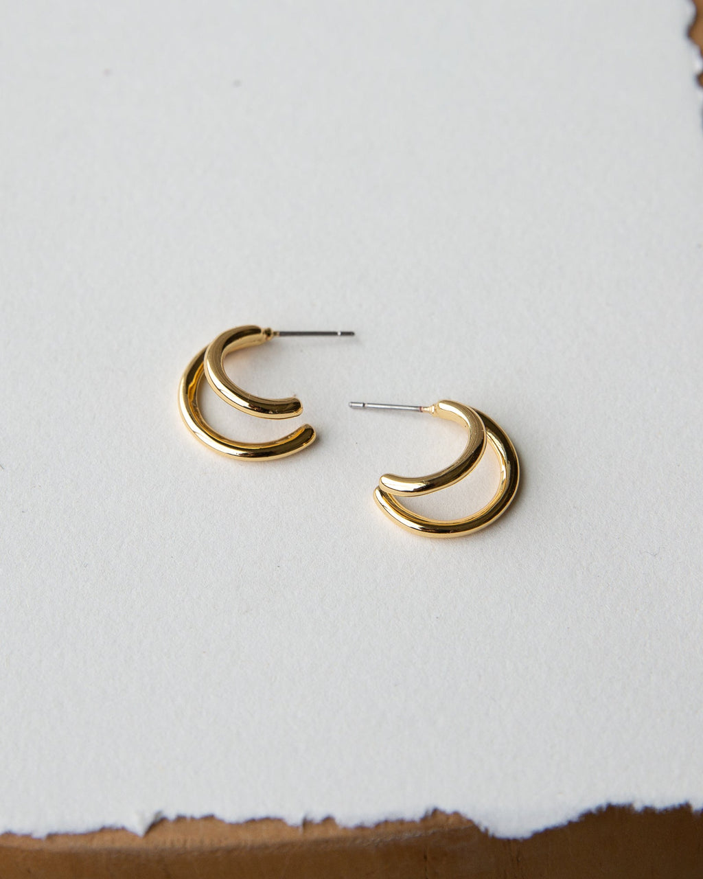 14K gold-plated double hoop earrings in gold