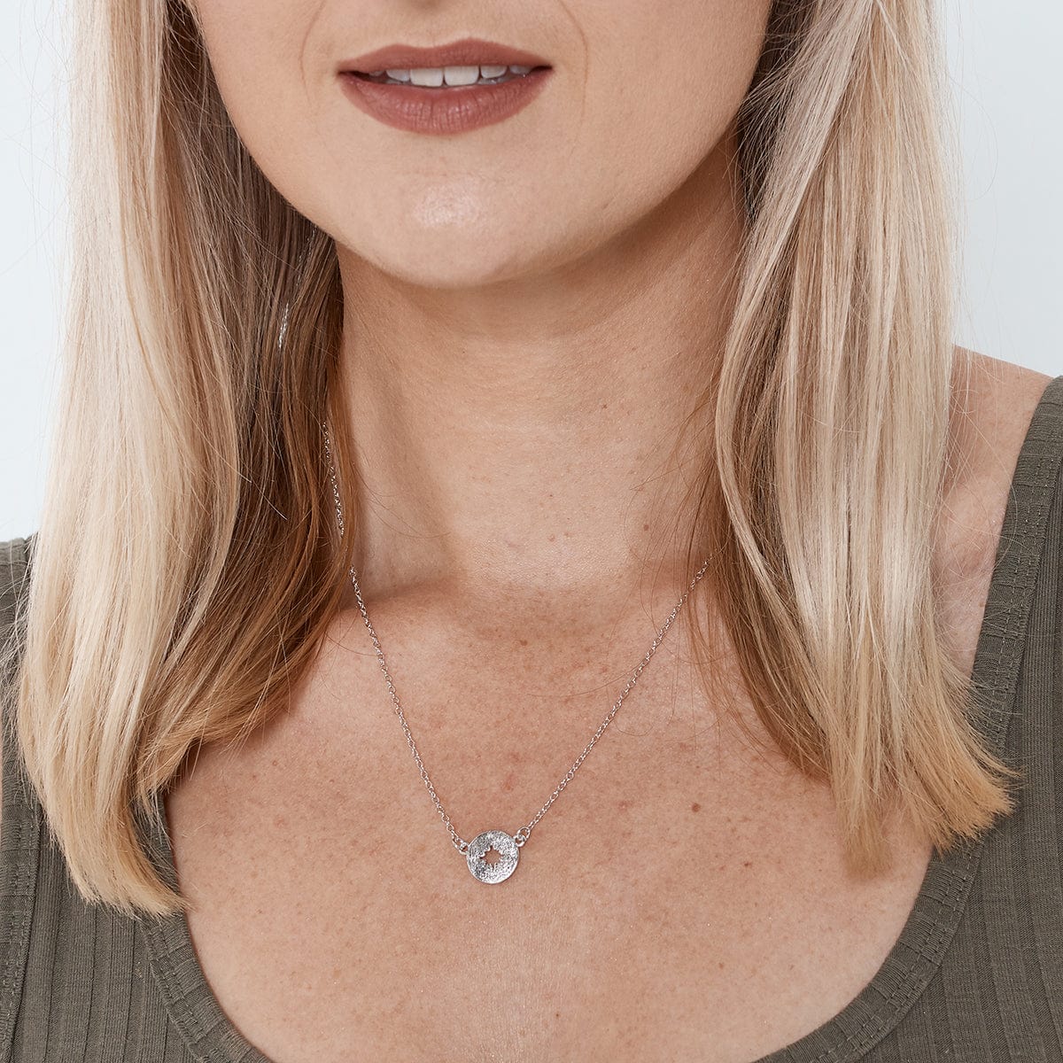 Compass silver-plated aunt and niece necklace gift presentation