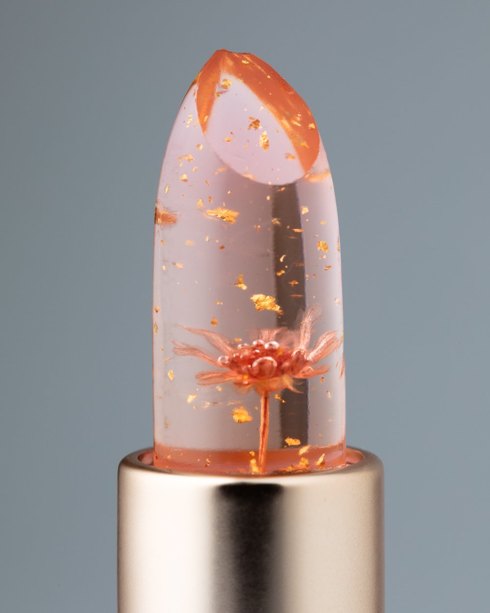 EpiLynx hydrating color-changing lip gloss with decorative flower detail