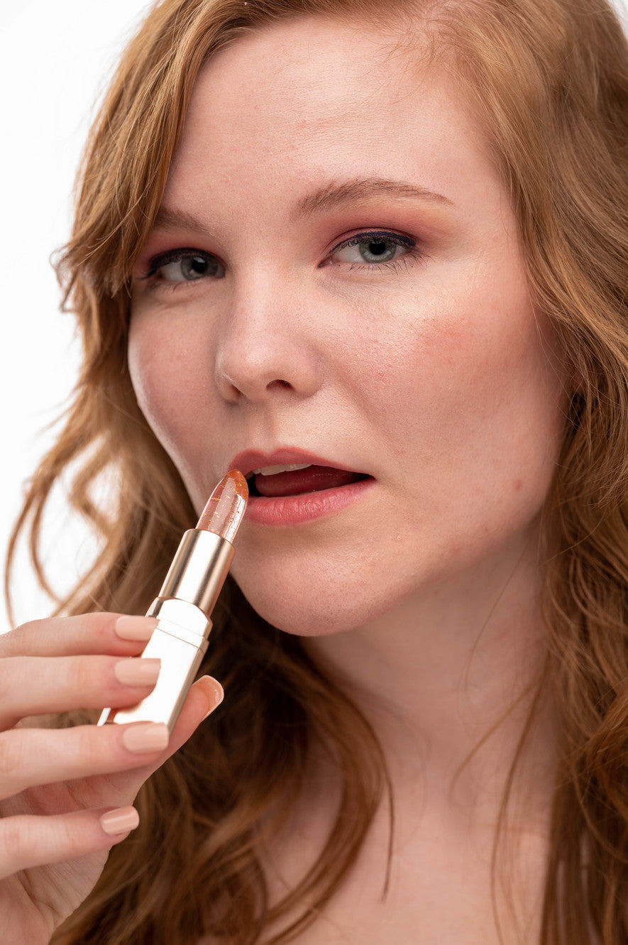 Hydrating color-changing lip gloss lifestyle image