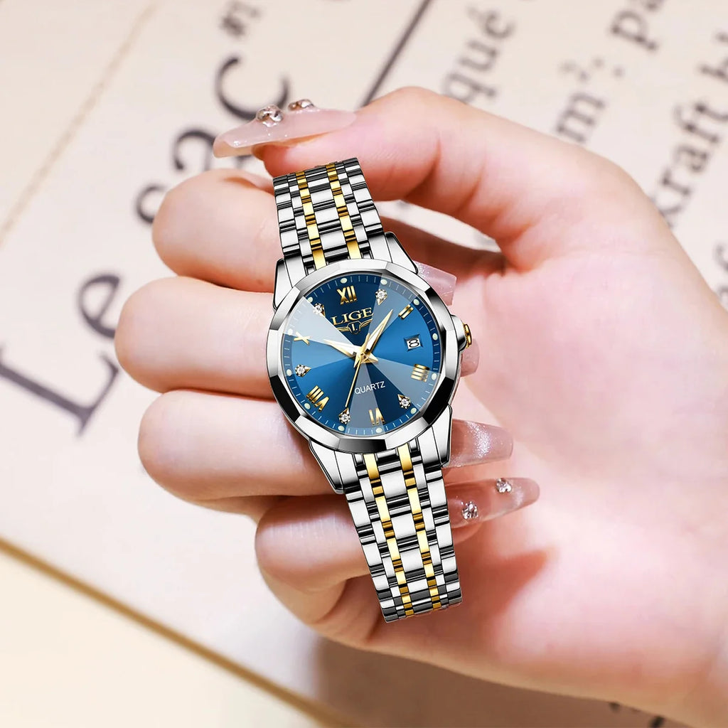 Women's 25mm sunburst dial quartz bracelet watch – clasp detail