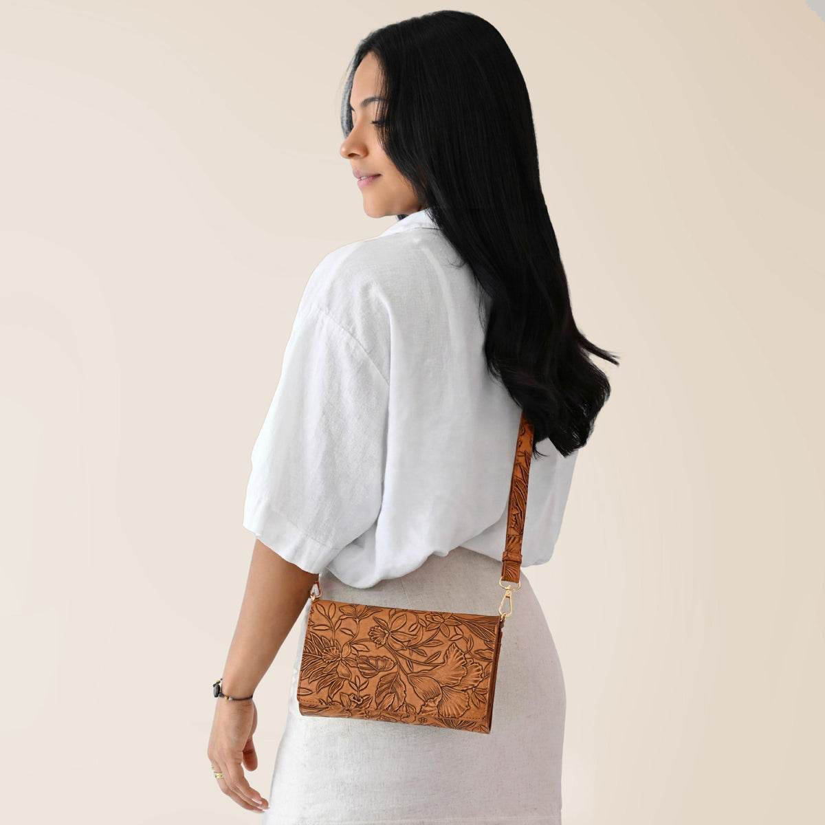 Vista Vail RFID floral purse — product image 2 (Vista Vail 1)