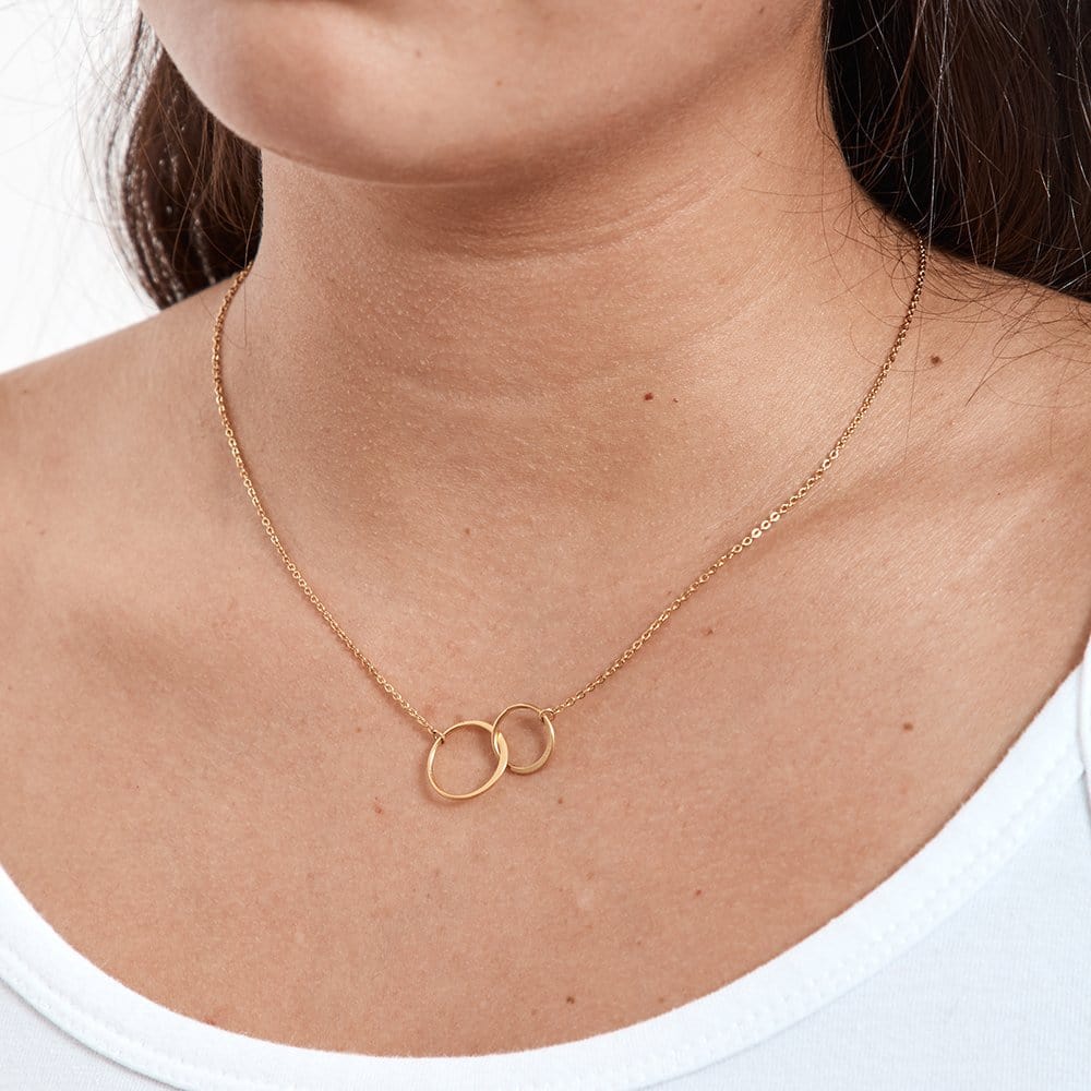 Sentimental aunt and niece necklace with gift-ready packaging