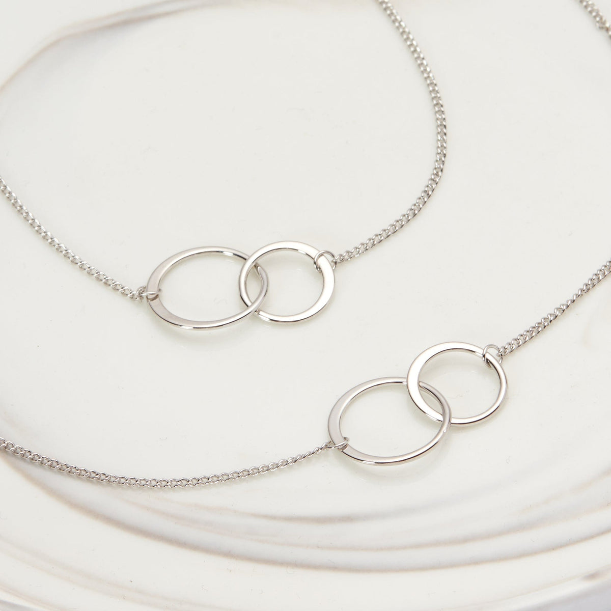 Aunt and niece necklace product detail