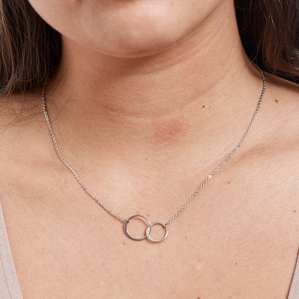 Sentimental aunt and niece necklace with gift-ready packaging