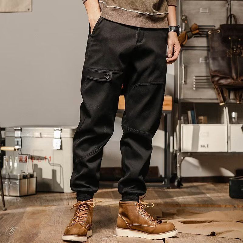 Men’s Relaxed Straight-Leg Cargo Pants product view 1