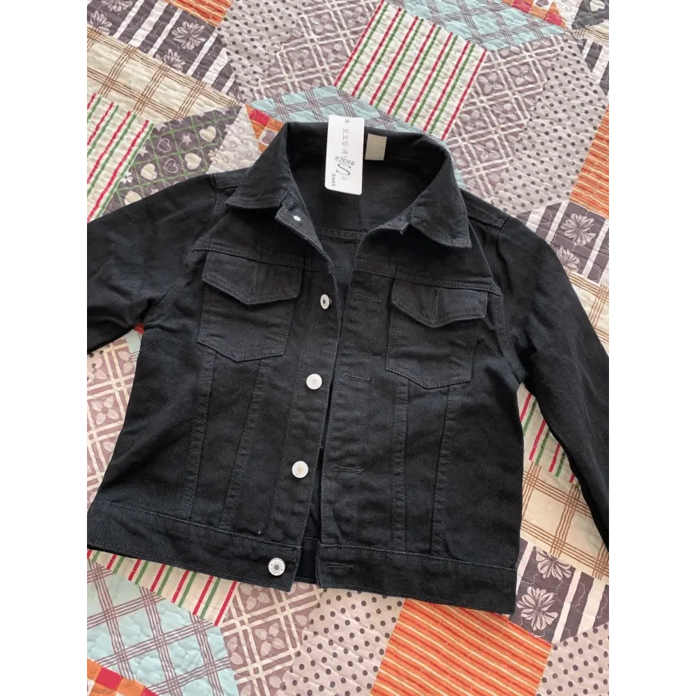 Women’s slim-fit button-front denim jacket detail view 19