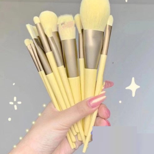 13-Piece Essential Makeup Brush Set – product view 13