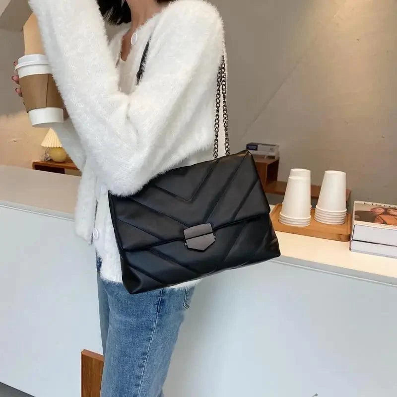 Women’s embroidered PU leather crossbody bag detail view 18