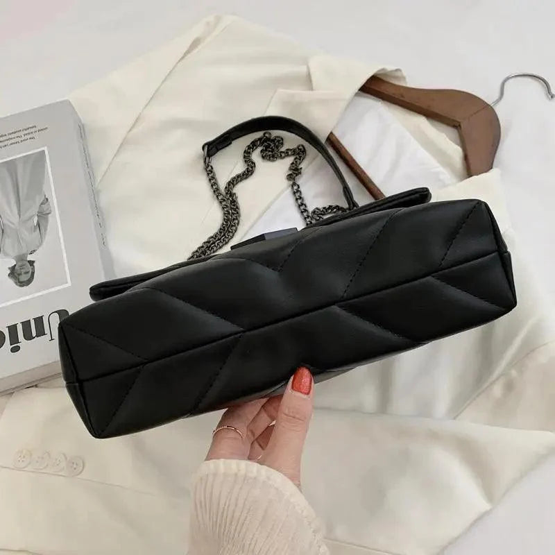 Women’s embroidered PU leather crossbody bag detail view 17