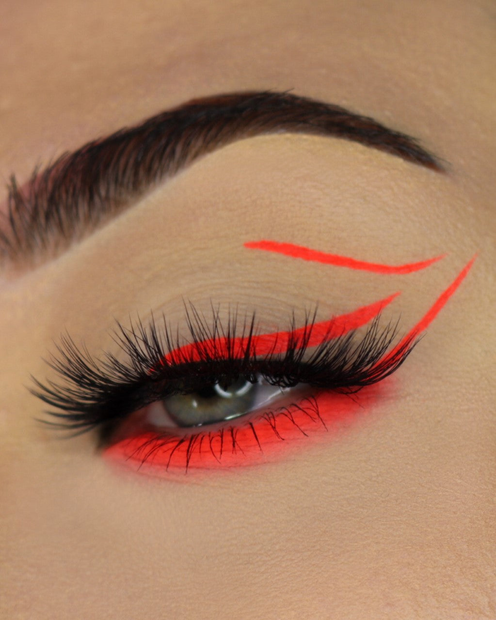 Chemical X Cosmetic Mixing Sealant makeup look example